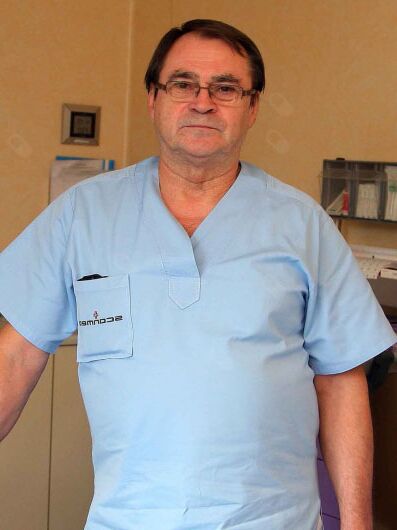 Lekarz Chirurg plastyczny Mateusz Kozioł